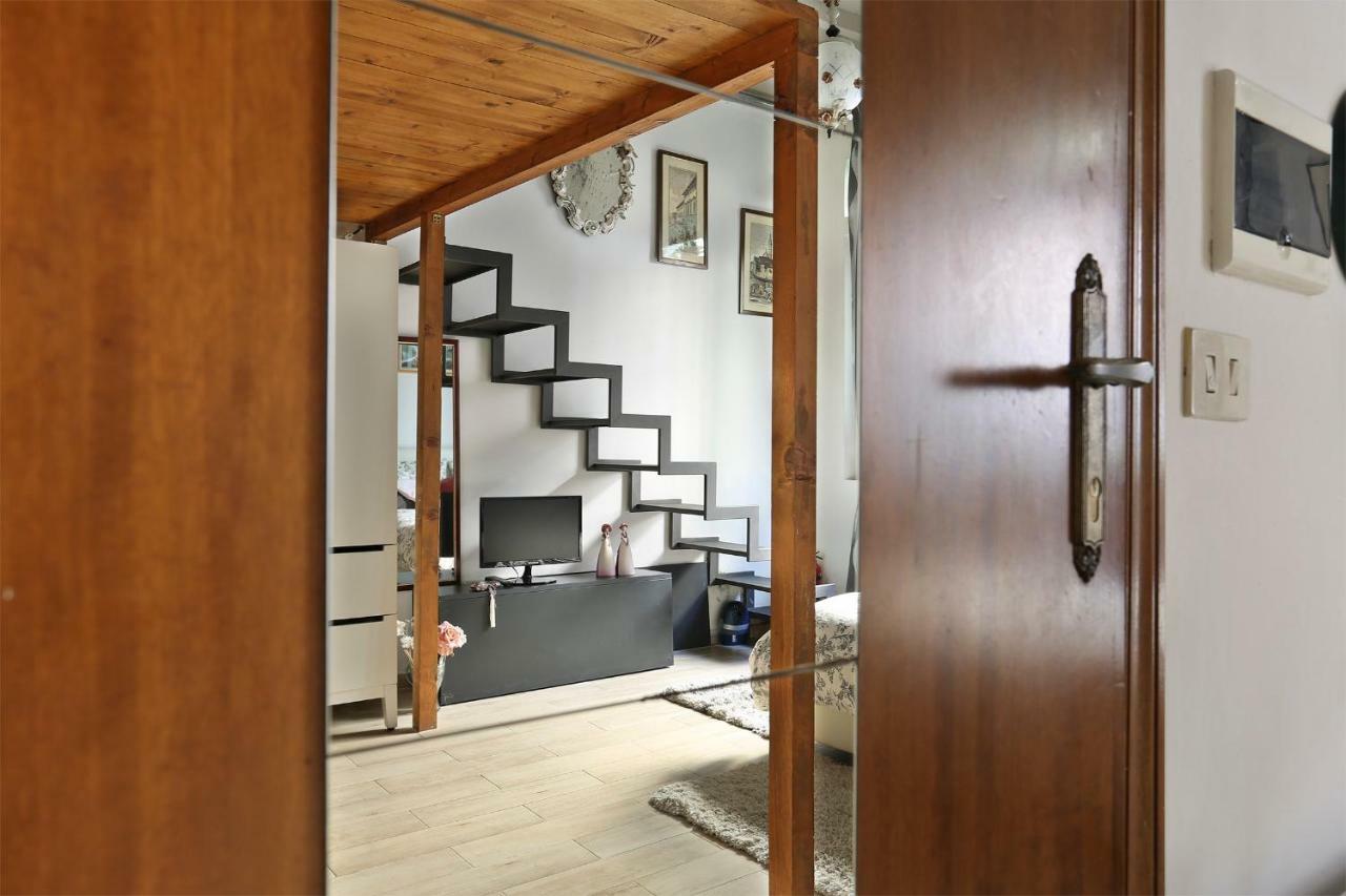 Ferienwohnung San Frediano Moderno Florenz Exterior foto